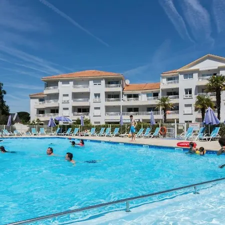 公寓 Les Pins - 3 Pieces - Vue Sur Piscine - 600m - D'olonne 莱萨布勒-多洛讷