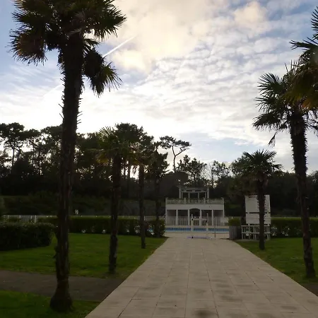 Les Pins - 3 Pieces - Vue Sur Piscine - 600m - D'olonne