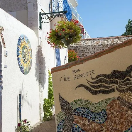 Les Pins - 3 Pieces - Vue Sur Piscine - 600m - D'olonne 公寓 *