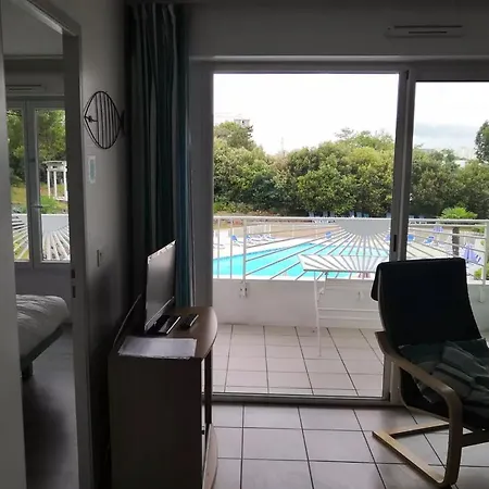 Les Pins - 3 Pieces - Vue Sur Piscine - 600m - D'olonne 莱萨布勒-多洛讷