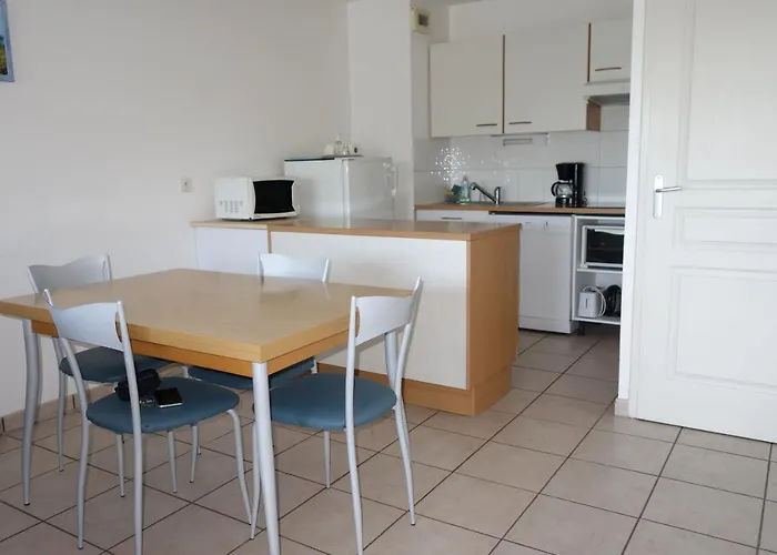 Les Pins - 3 Pieces - Vue Sur Piscine - 600m - D'olonne * Les Sables-dʼOlonne