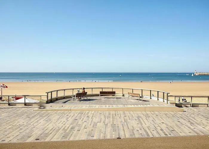 Les Pins - 3 Pieces - Vue Sur Piscine - 600m - D'olonne * Les Sables-dʼOlonne