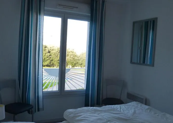 Les Pins - 3 Pieces - Vue Sur Piscine - 600m - D'olonne Les Sables-dʼOlonne