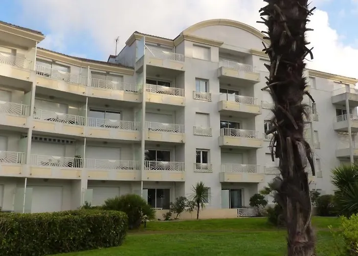Les Pins - 3 Pieces - Vue Sur Piscine - 600m - D'olonne *