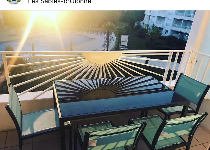 Les Pins - 3 Pieces - Vue Sur Piscine - 600m - D'olonne דירה Les Sables-dʼOlonne